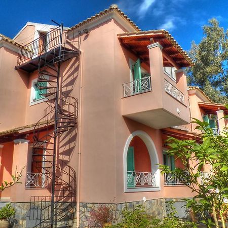 Villa Marina Ипсос Экстерьер фото