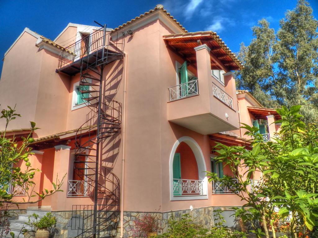 Villa Marina Ипсос Экстерьер фото