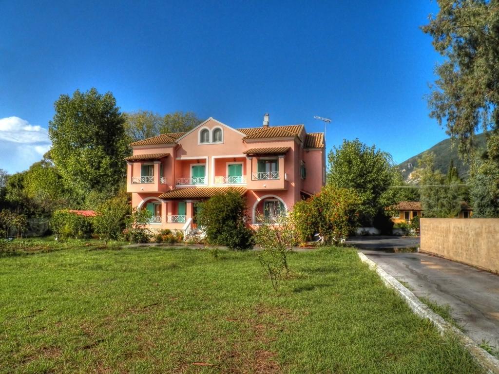 Villa Marina Ипсос Экстерьер фото