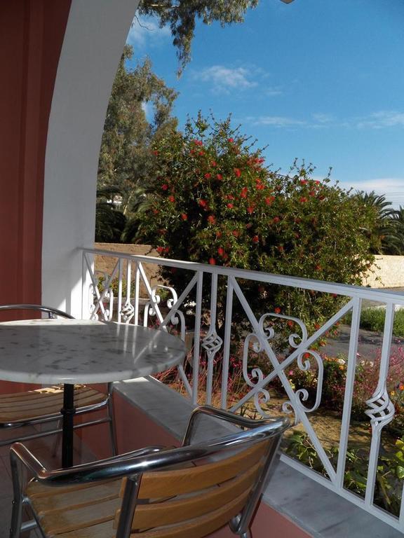 Villa Marina Ипсос Экстерьер фото